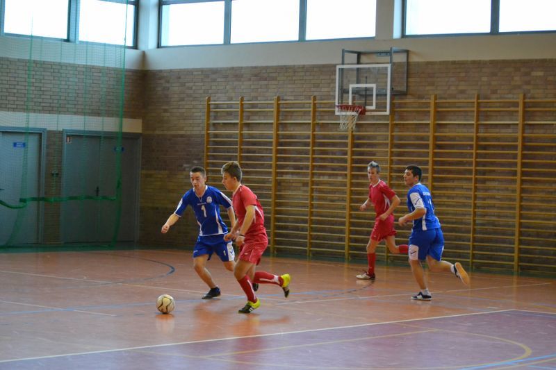 Drużyna z Kolna wygrywa z Łapami. Przegrywa z Białymstokiem