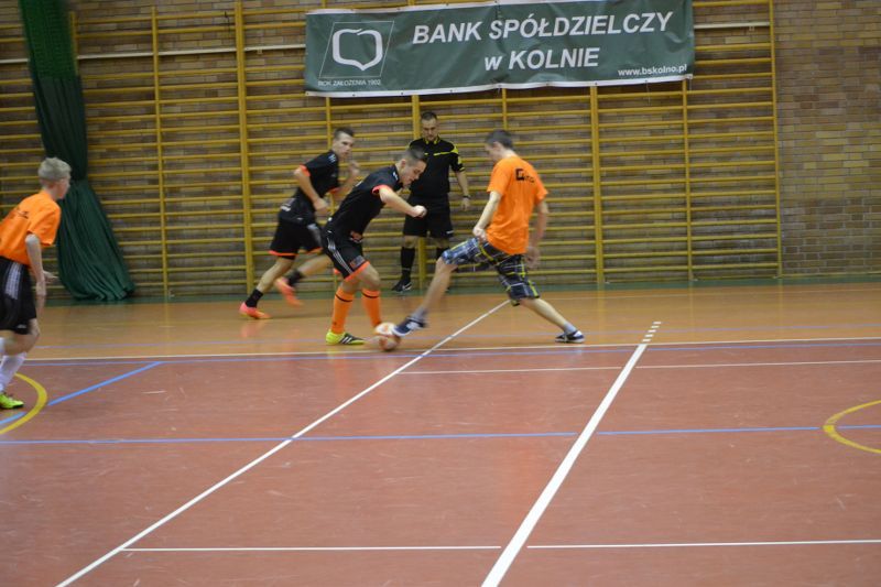 Mecz na szczycie w szóstej kolejce halówki. Nowym liderem zespół Drewniaków