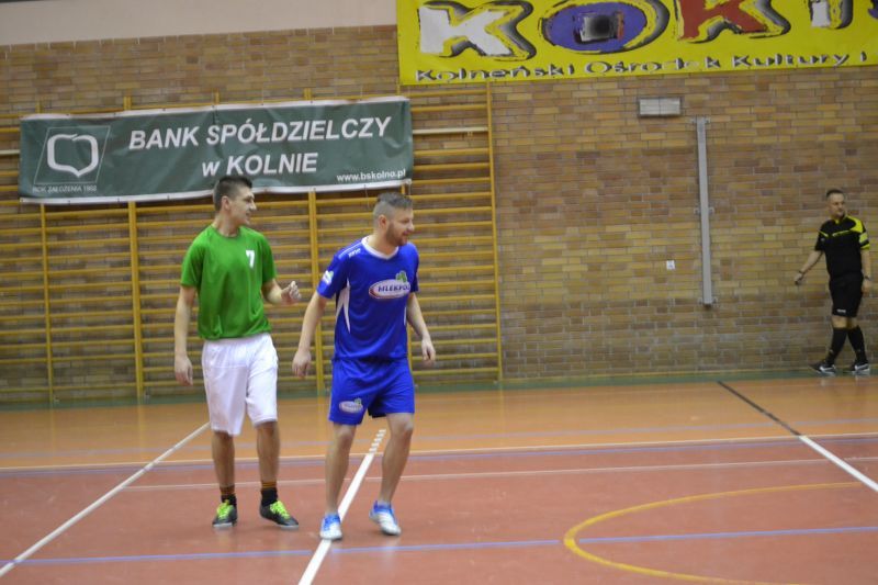 Mecz na szczycie w szóstej kolejce halówki. Nowym liderem zespół Drewniaków