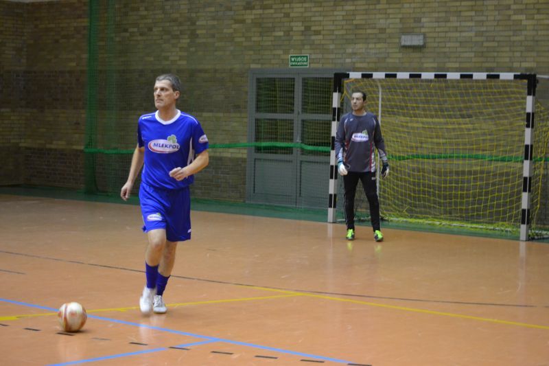 Mecz na szczycie w szóstej kolejce halówki. Nowym liderem zespół Drewniaków