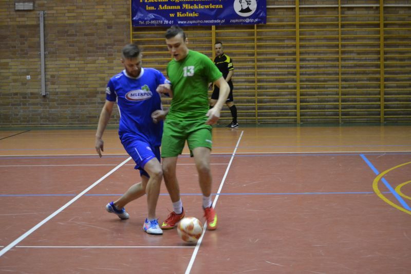 Mecz na szczycie w szóstej kolejce halówki. Nowym liderem zespół Drewniaków