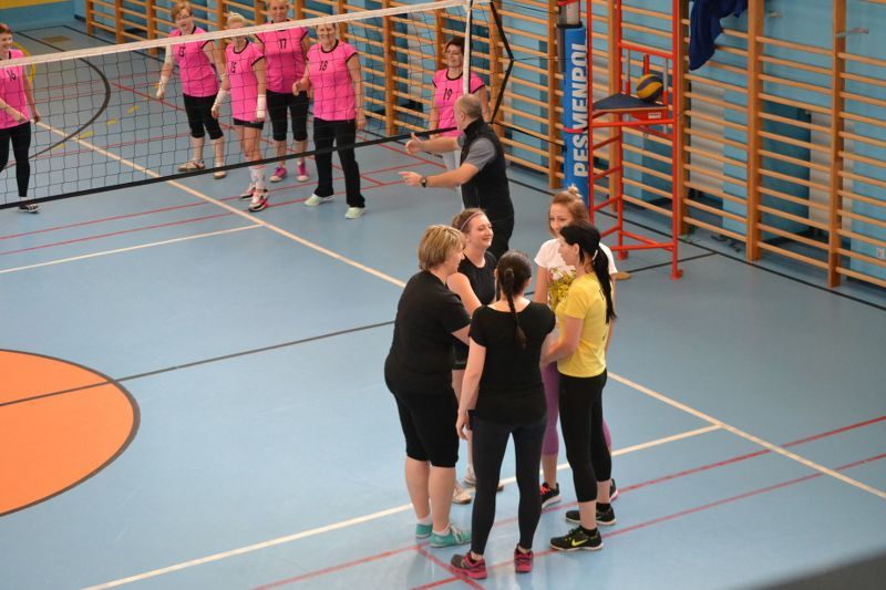 Zespół  z  Kolna wygrywa turniej siatkówki