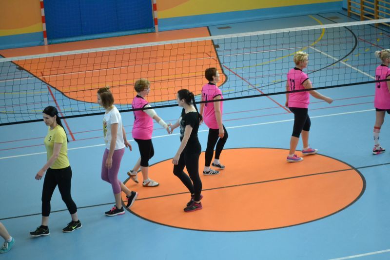 Zespół  z  Kolna wygrywa turniej siatkówki