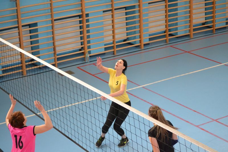 Zespół  z  Kolna wygrywa turniej siatkówki