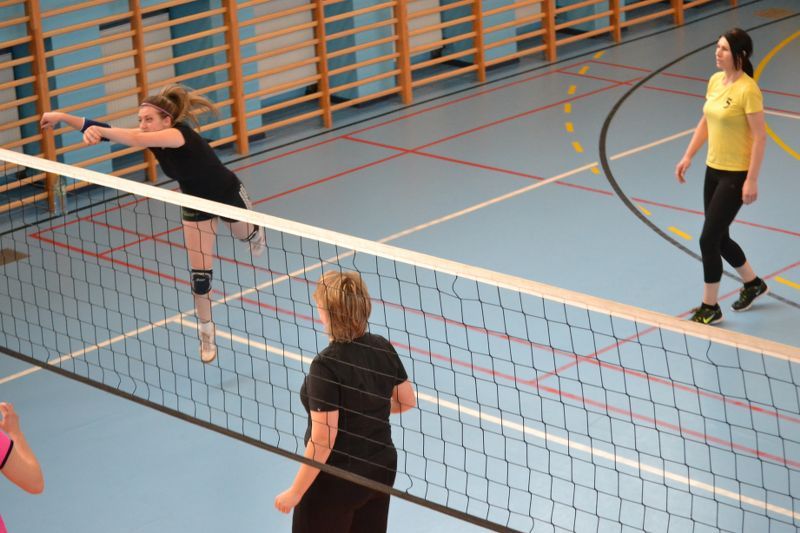 Zespół  z  Kolna wygrywa turniej siatkówki