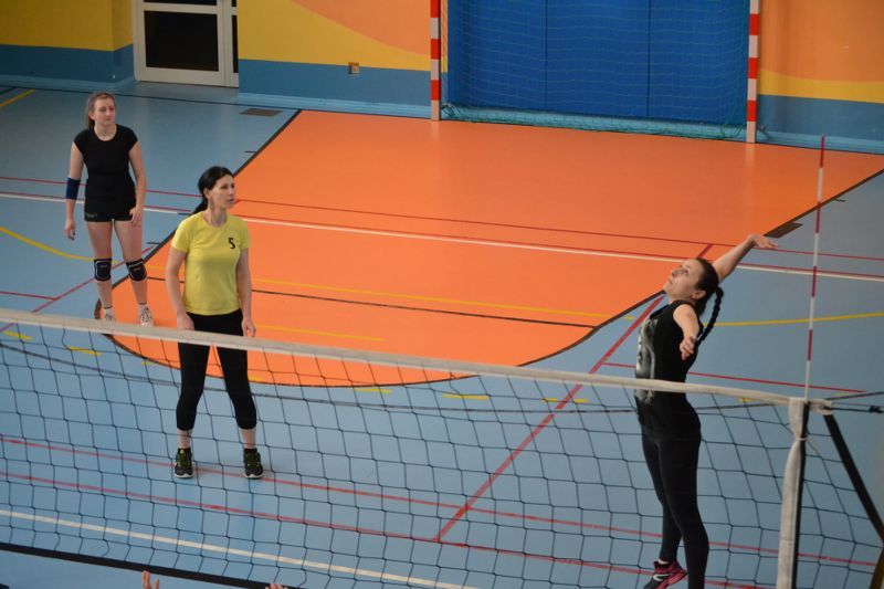 Zespół  z  Kolna wygrywa turniej siatkówki