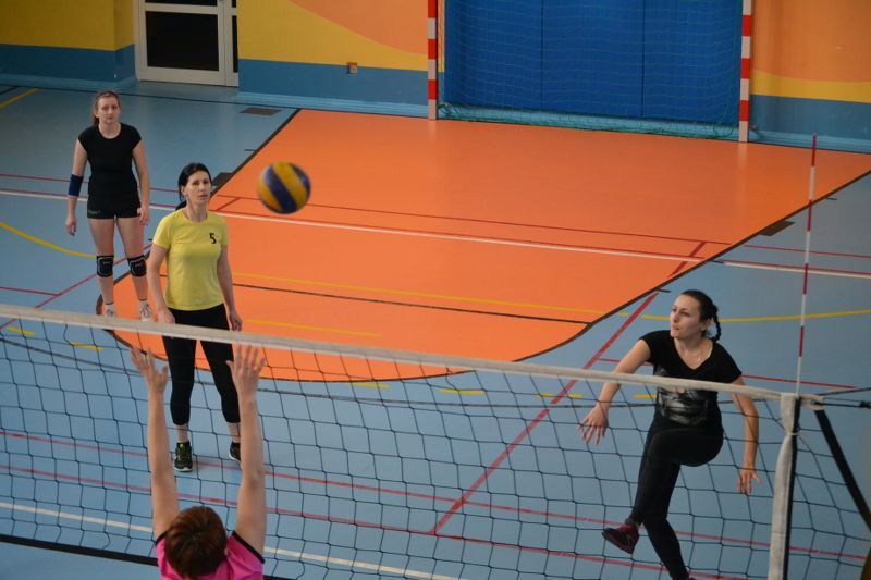 Zespół  z  Kolna wygrywa turniej siatkówki