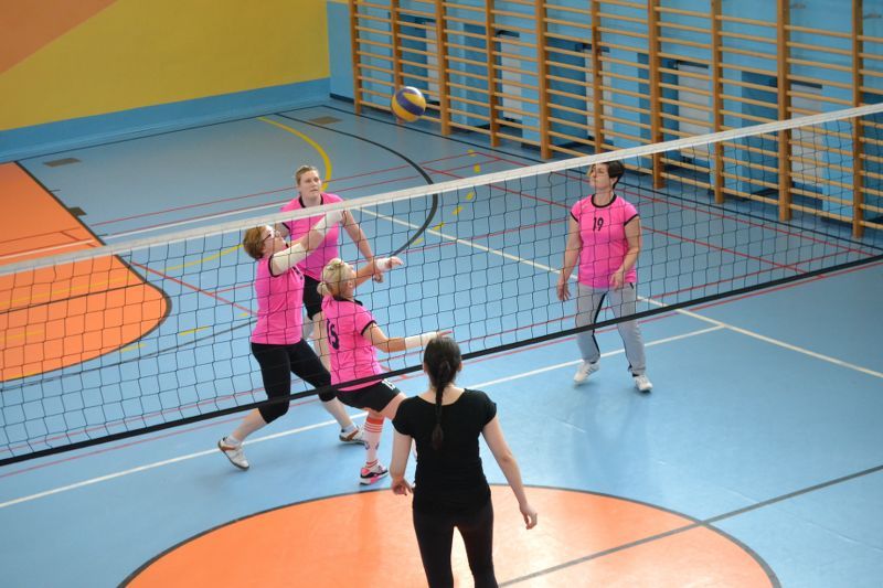 Zespół  z  Kolna wygrywa turniej siatkówki