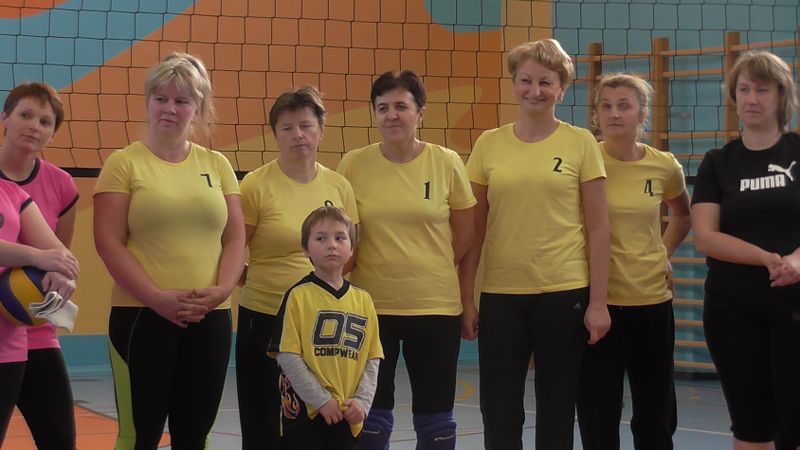 Zespół  z  Kolna wygrywa turniej siatkówki