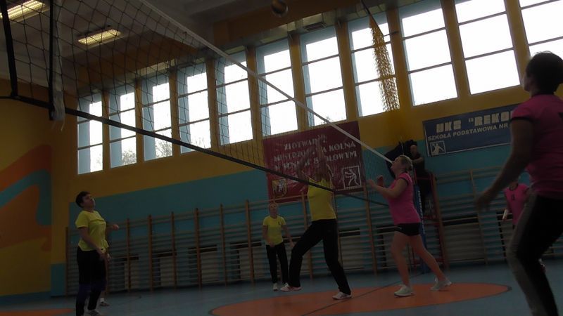 Zespół  z  Kolna wygrywa turniej siatkówki