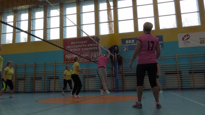 Zespół  z  Kolna wygrywa turniej siatkówki