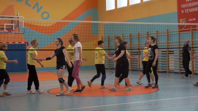 Zespół  z  Kolna wygrywa turniej siatkówki