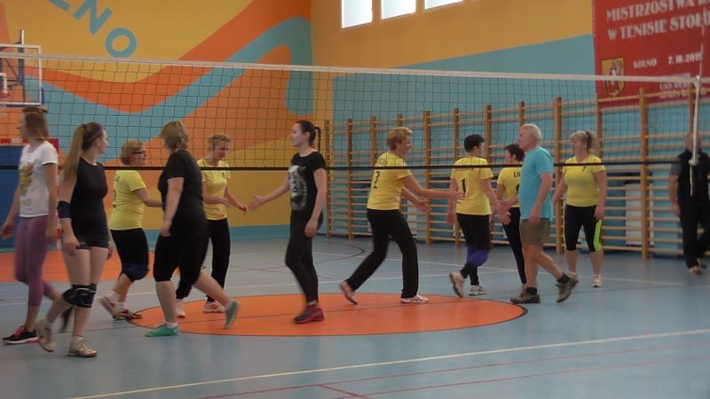 Zespół  z  Kolna wygrywa turniej siatkówki