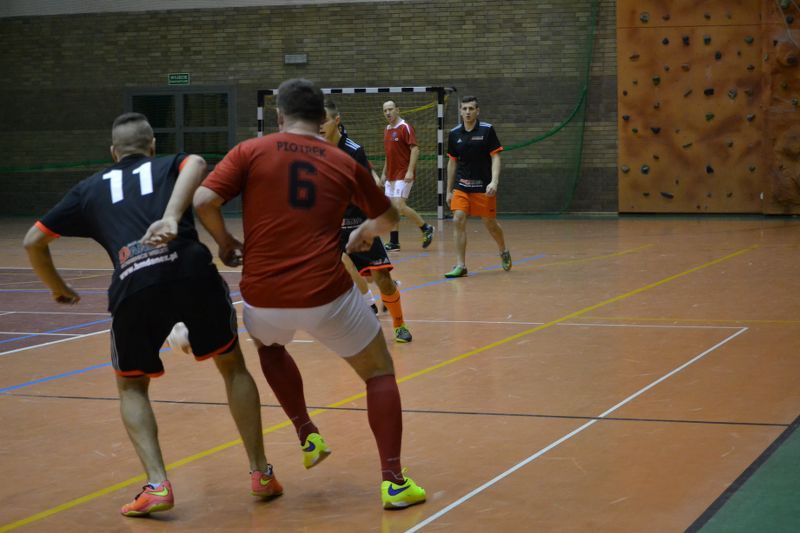 Drewniaki liderem po dziewięciu kolejkach. Czarny weekend Mlekpolu