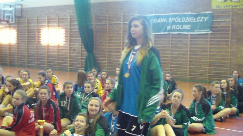 Złoty Puchar dla złotych dziewcząt z UKS ?Olimpia?. Katarzyna Rejka najskuteczniejszą zawodniczką