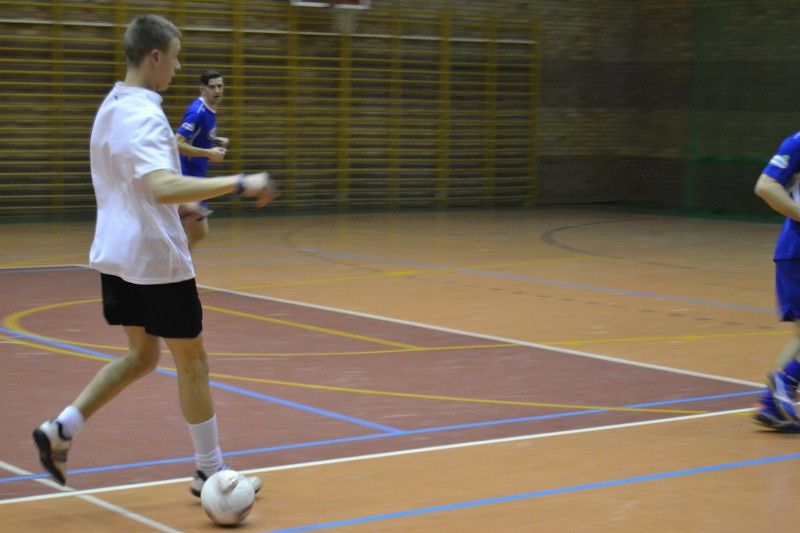 Sensacja w halówce. Drużyna Drewniaków rozbita  przez Agrocentrum