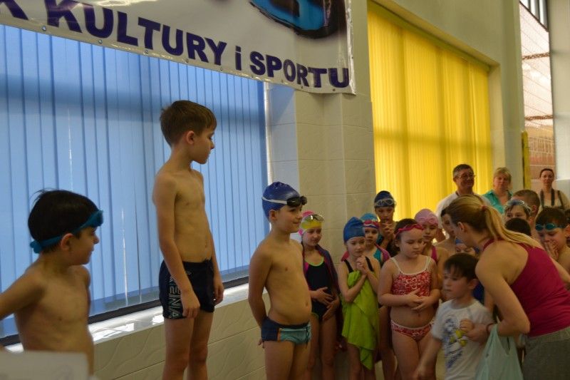 Zobacz relację fotograficzną z zawodów pływackich