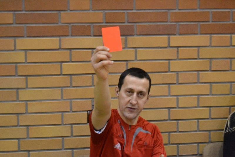 Czternasta kolejka halówki poprzestawiała nieco tabelę