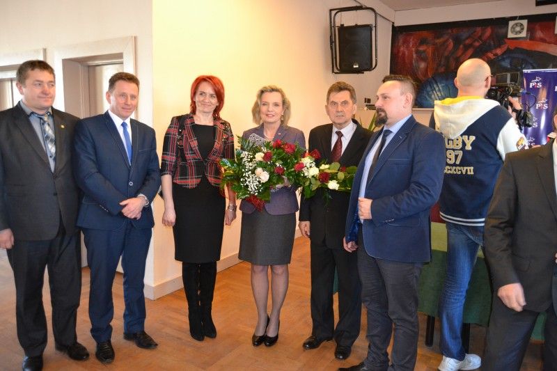 Anna Maria Anders w Kolnie. Bezpieczeństwo, infrastruktura drogowa i historia ? to priorytety kandydatki w wyborach do Senatu
