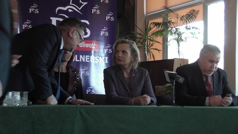 Anna Maria Anders w Kolnie. Bezpieczeństwo, infrastruktura drogowa i historia ? to priorytety kandydatki w wyborach do Senatu