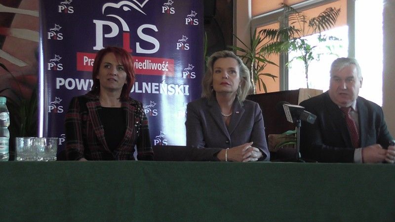 Anna Maria Anders w Kolnie. Bezpieczeństwo, infrastruktura drogowa i historia ? to priorytety kandydatki w wyborach do Senatu