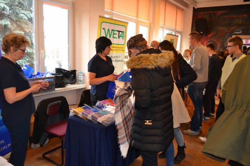 Zobacz zdjęcia z Kolneńskich Targów Edukacji i Pracy
