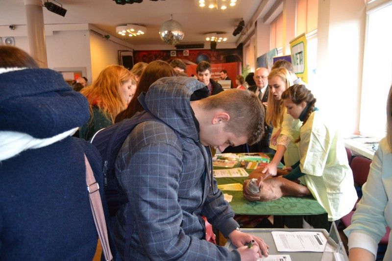 Zobacz zdjęcia z Kolneńskich Targów Edukacji i Pracy