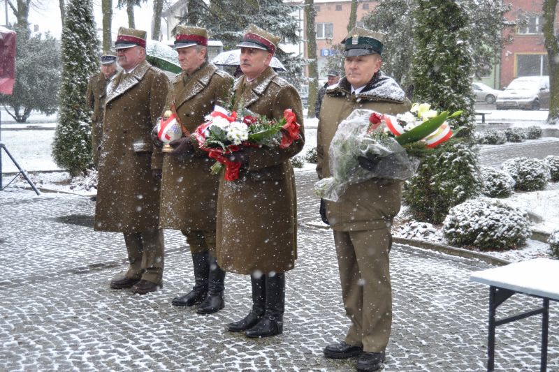 Obchody Imienin Marszałka Józefa Piłsudskiego w Kolnie. Zobacz relację fotograficzną
