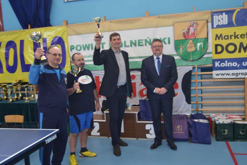 Około 100 zawodników wzięło udział w XII Otwartych Mistrzostwach Kolna w Tenisie Stołowym