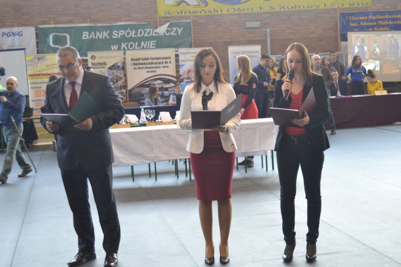 Edukacyjna  Giełda dla Gimnazjalistów w Kolnie. Mogli porównać oferty szkół (zobacz zdjęcia)