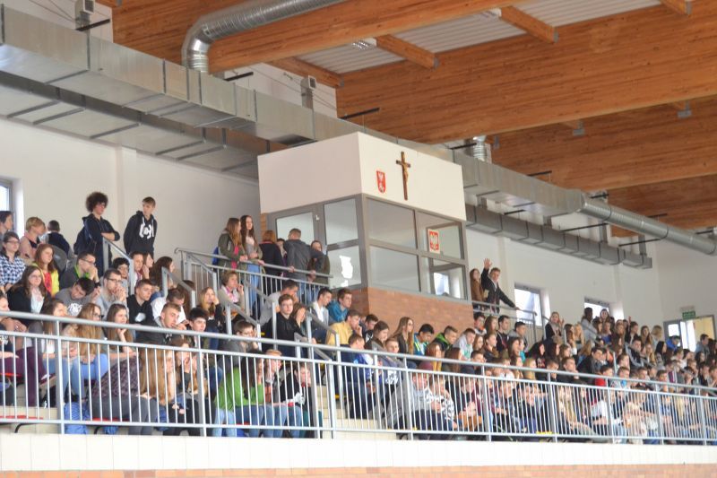Edukacyjna  Giełda dla Gimnazjalistów w Kolnie. Mogli porównać oferty szkół (zobacz zdjęcia)