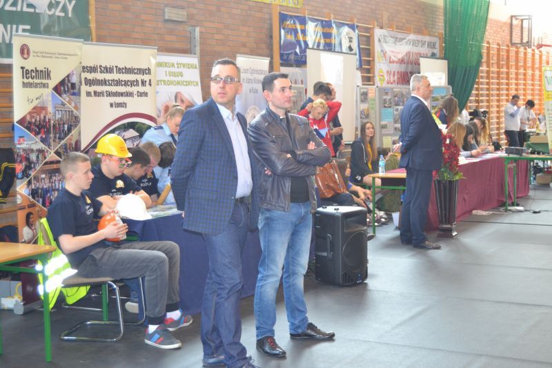 Edukacyjna  Giełda dla Gimnazjalistów w Kolnie. Mogli porównać oferty szkół (zobacz zdjęcia)