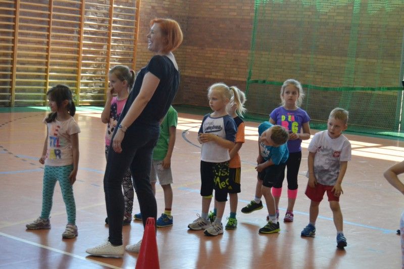 Znakomita impreza dla maluchów. Rozpoczęła  się jak prawdziwa olimpiada