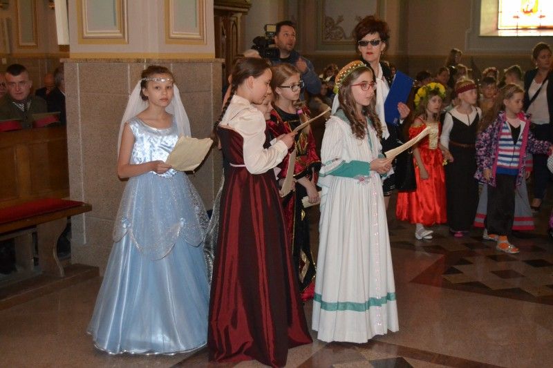 Uroczystości 1050-lecia Chrztu Polski w Kolnie. Wszyscy zachwyceni spektaklem oraz polonezem (zobacz zdjęcia)