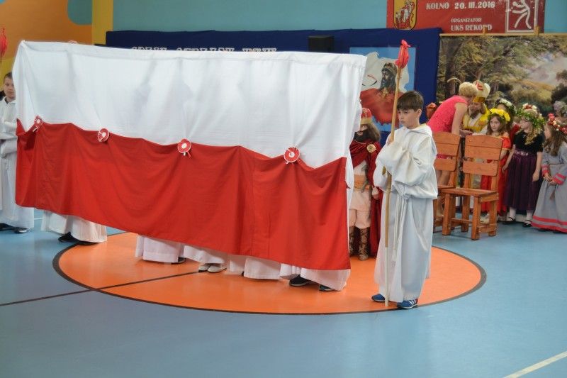 Uroczystości 1050-lecia Chrztu Polski w Kolnie. Wszyscy zachwyceni spektaklem oraz polonezem (zobacz zdjęcia)