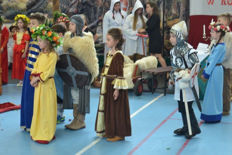 Uroczystości 1050-lecia Chrztu Polski w Kolnie. Wszyscy zachwyceni spektaklem oraz polonezem (zobacz zdjęcia)