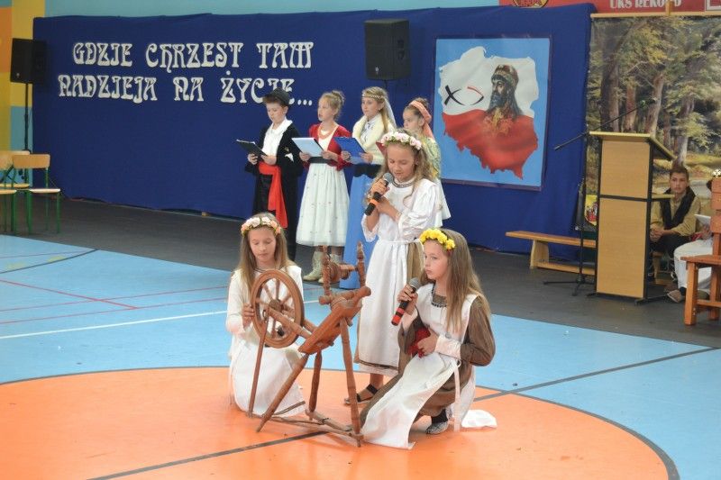 Uroczystości 1050-lecia Chrztu Polski w Kolnie. Wszyscy zachwyceni spektaklem oraz polonezem (zobacz zdjęcia)