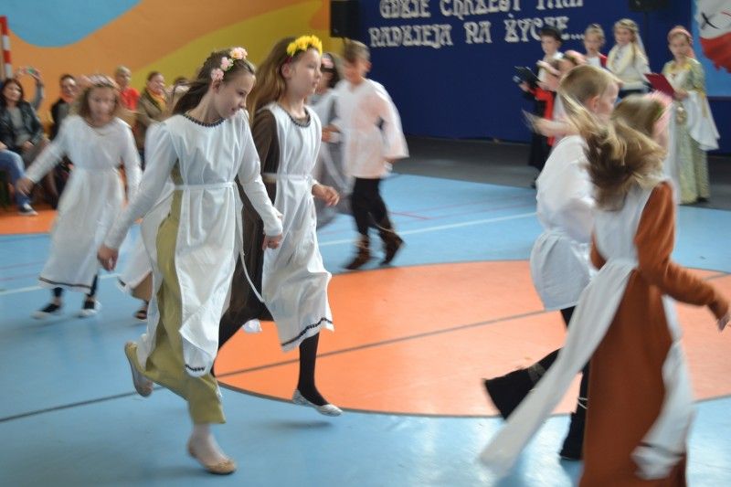 Uroczystości 1050-lecia Chrztu Polski w Kolnie. Wszyscy zachwyceni spektaklem oraz polonezem (zobacz zdjęcia)