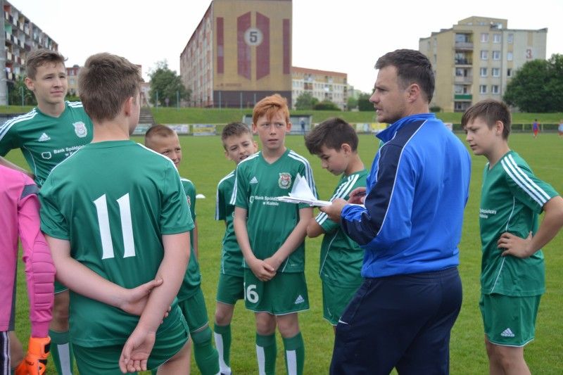 Młodziki z Kolna wygrywają kolejny turniej piłkarski