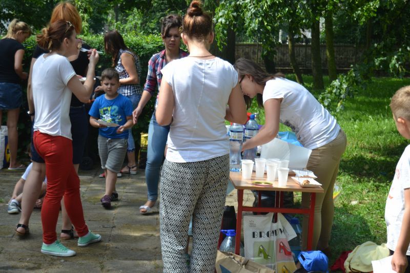 Piknik w Dwójce. Dzieci nie miały lekcji, tylko ognisko i grilla