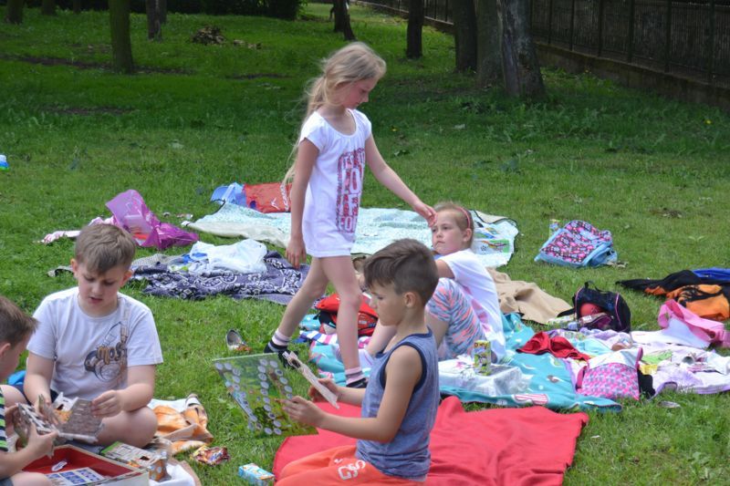 Piknik w Dwójce. Dzieci nie miały lekcji, tylko ognisko i grilla