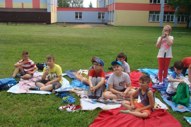 Piknik w Dwójce. Dzieci nie miały lekcji, tylko ognisko i grilla