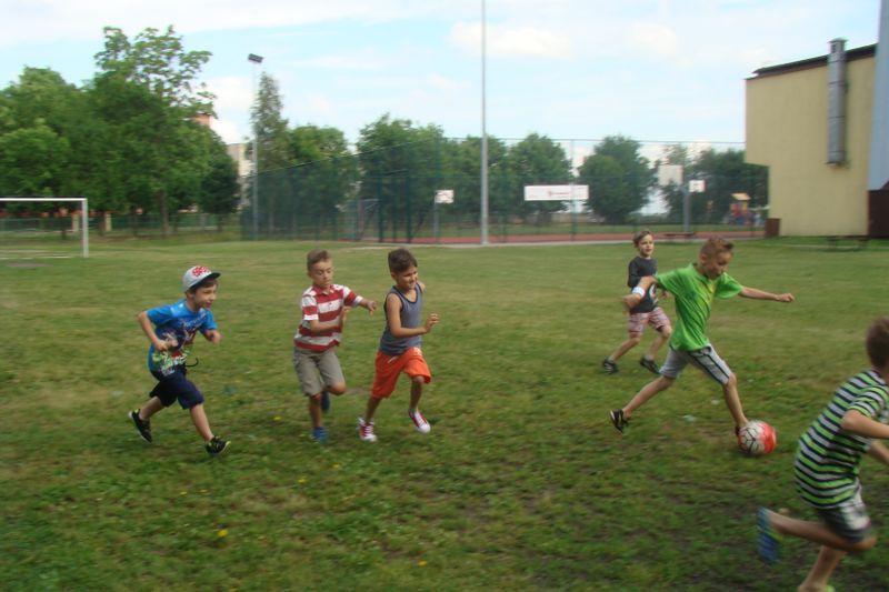 Piknik w Dwójce. Dzieci nie miały lekcji, tylko ognisko i grilla