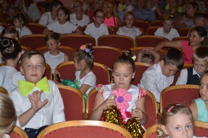 Znakomity spektakl na Dzień Mamy i Taty