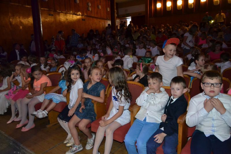 Znakomity spektakl na Dzień Mamy i Taty