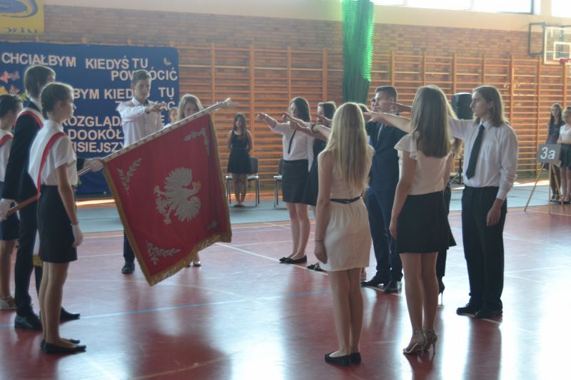 No i mamy wakacje. Zobacz zdjęcia z zakończenia roku szkolnego w kolneńskich szkołach