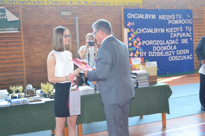 No i mamy wakacje. Zobacz zdjęcia z zakończenia roku szkolnego w kolneńskich szkołach