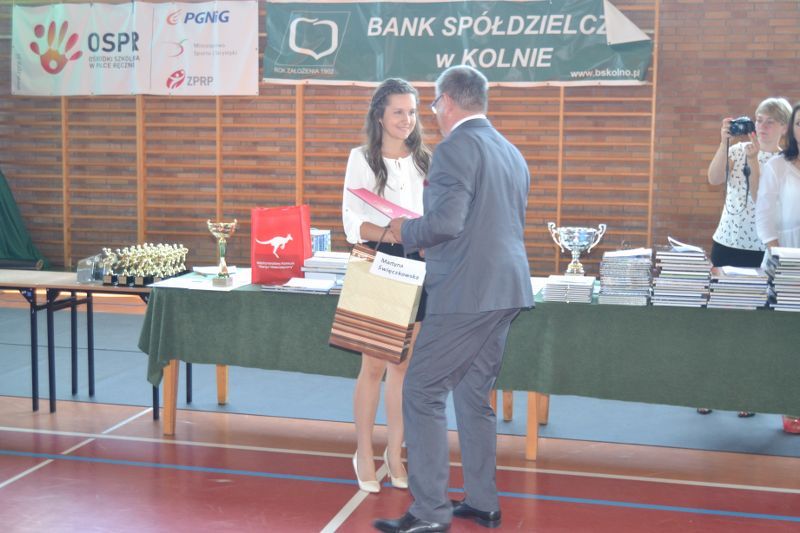 No i mamy wakacje. Zobacz zdjęcia z zakończenia roku szkolnego w kolneńskich szkołach