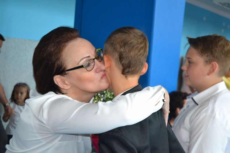 No i mamy wakacje. Zobacz zdjęcia z zakończenia roku szkolnego w kolneńskich szkołach