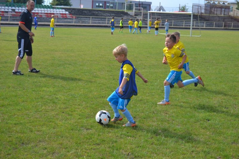 Najmłodsi piłkarze Orła Kolno zakończyli oficjalnie swój sezon piłkarski 2015/2016.